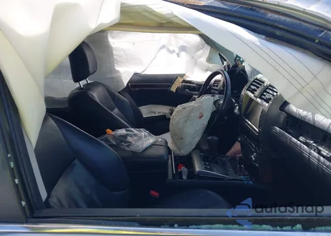 2014 Lexus Gx 460 z USA, uszkodzony, nr VIN JTJBM7FX2E5075025